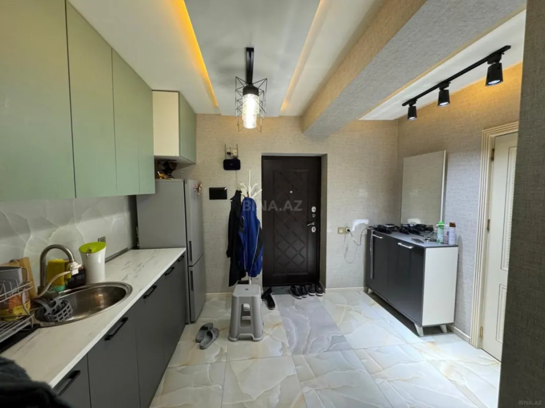 Satılır 2 otaqlı mənzil 72 m²
