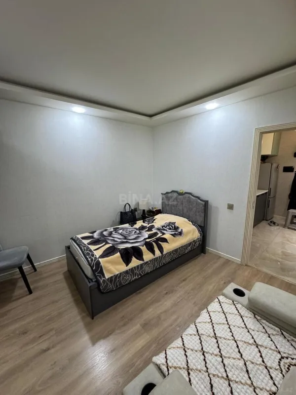 Satılır 2 otaqlı mənzil 72 m²