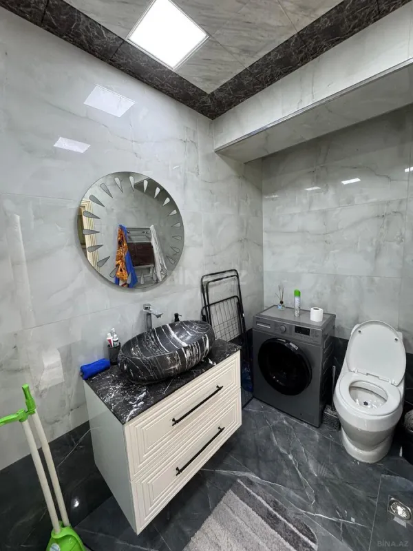 Satılır 2 otaqlı mənzil 72 m²