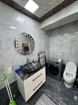 Satılır 2 otaqlı mənzil 72 m²