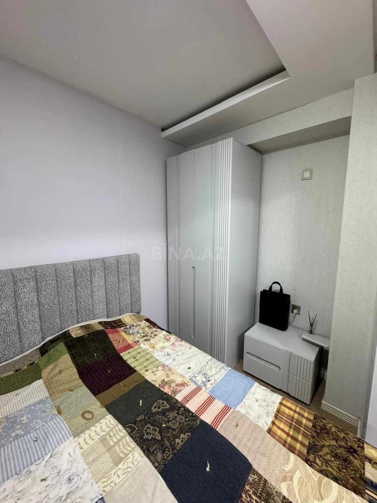 Satılır 2 otaqlı mənzil 72 m²