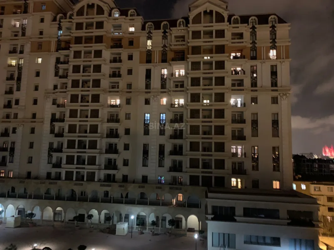 Satılır 2 otaqlı mənzil 60 m²