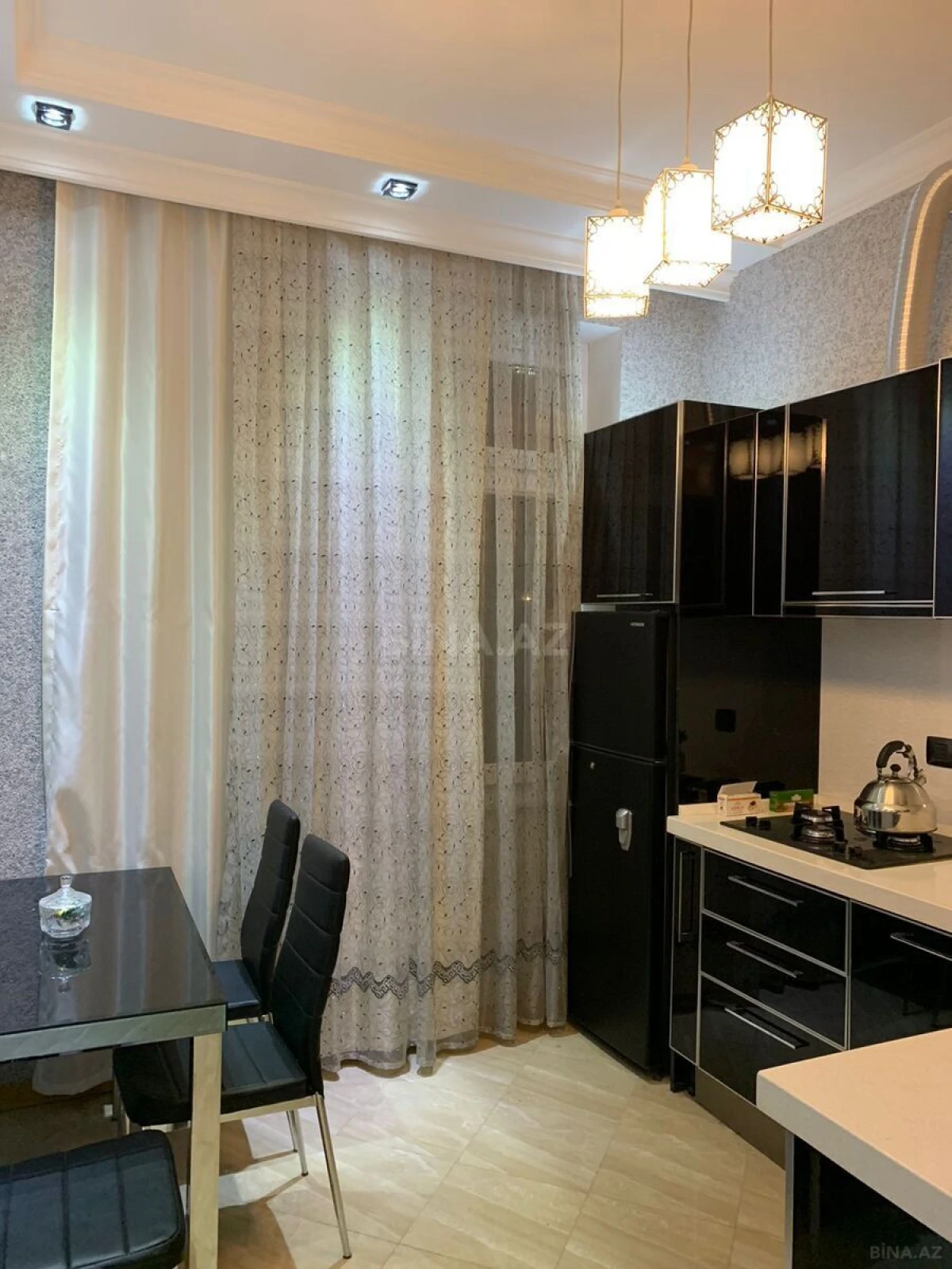Satılır 2 otaqlı mənzil 60 m²