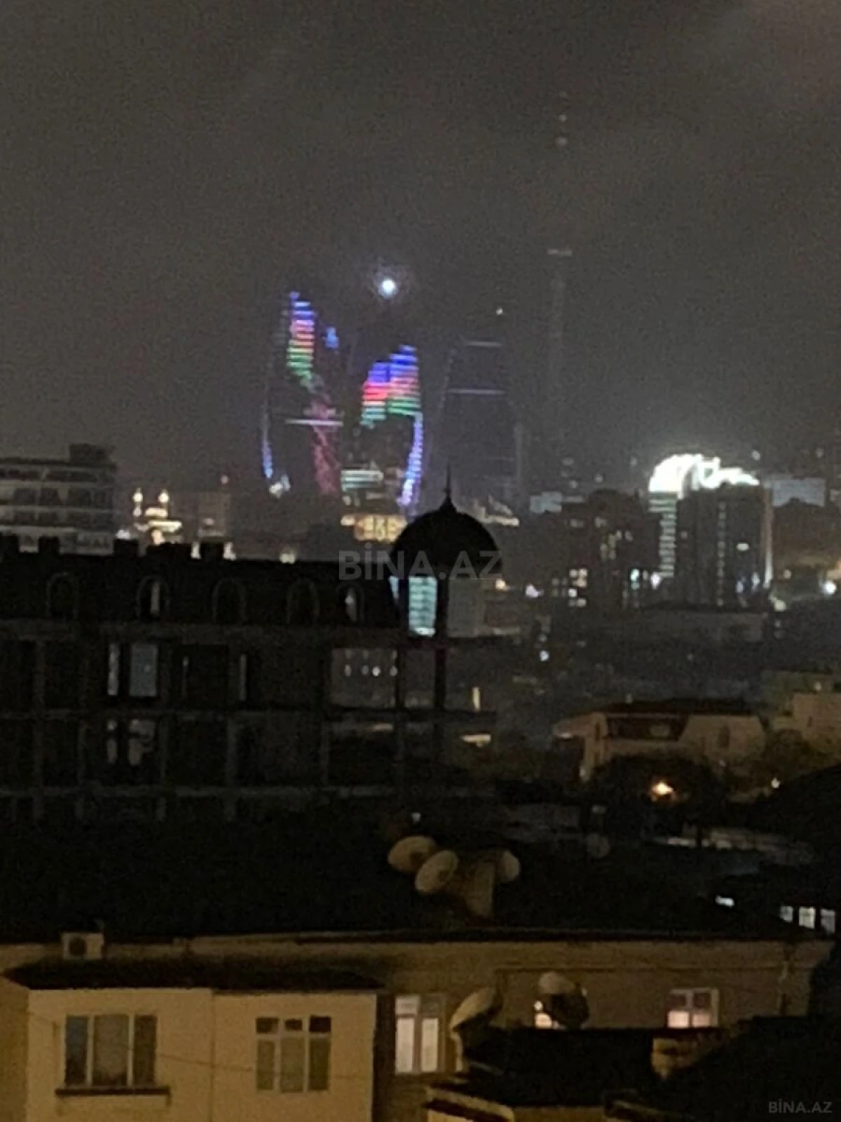 Satılır 2 otaqlı mənzil 60 m²