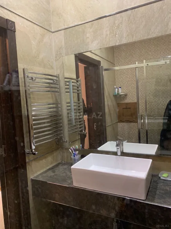 Satılır 2 otaqlı mənzil 60 m²