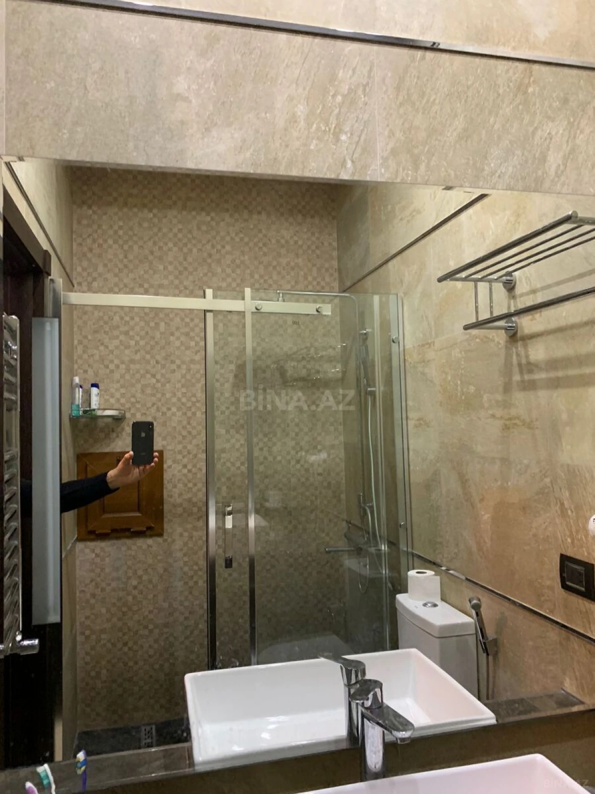 Satılır 2 otaqlı mənzil 60 m²