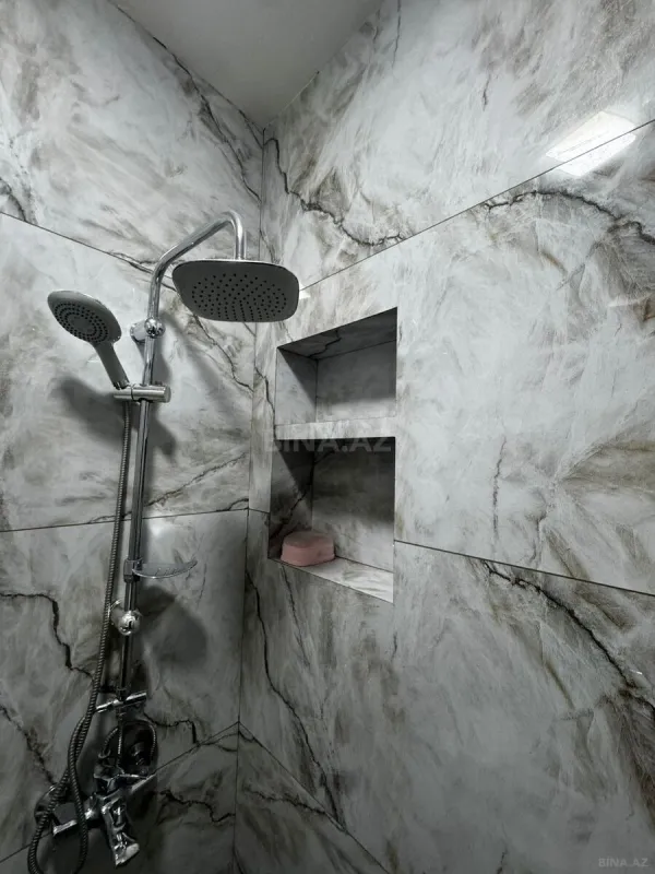 Kirayə verilir 2 otaqlı mənzil 74 m²