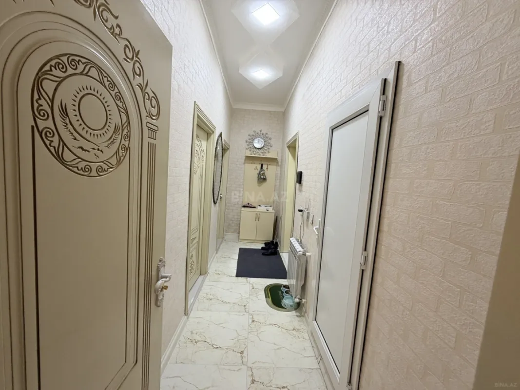 Satılır 3 otaqlı mənzil 68.2 m²