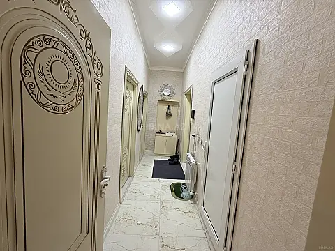 Satılır 3 otaqlı mənzil 68.2 m²