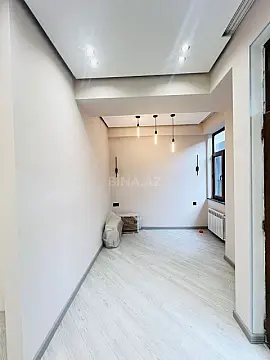 Satılır 2 otaqlı mənzil 72 m²