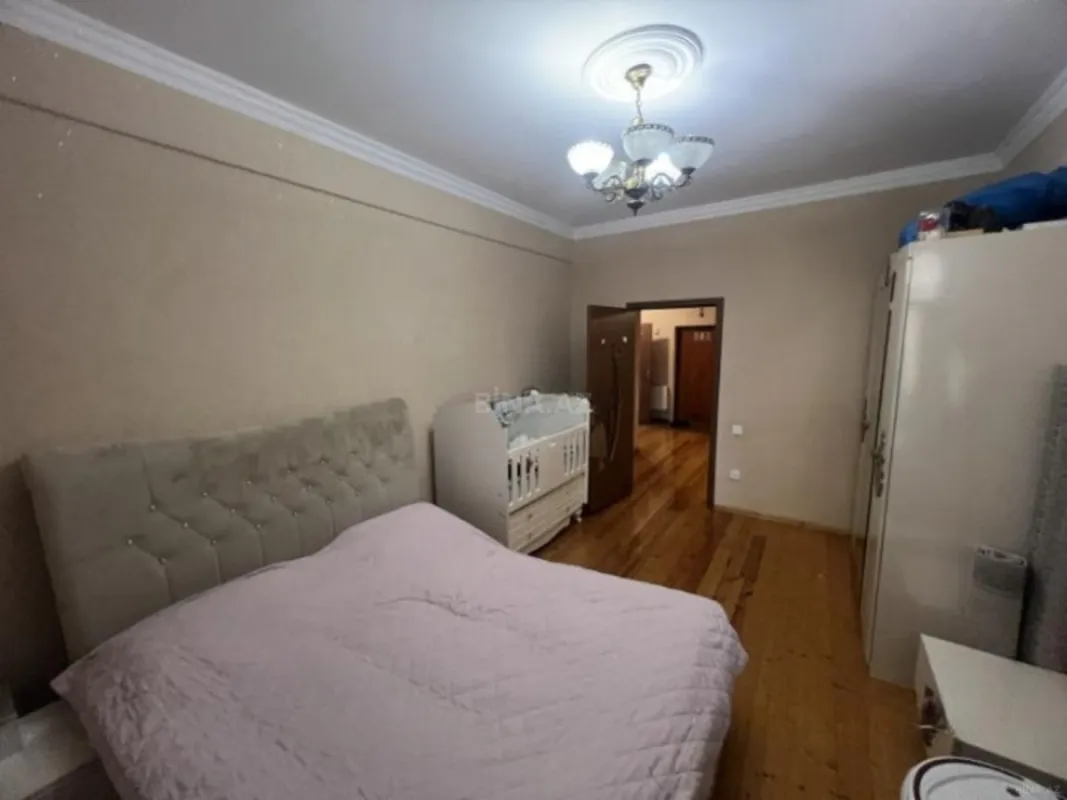 Satılır 3 otaqlı mənzil 95 m²
