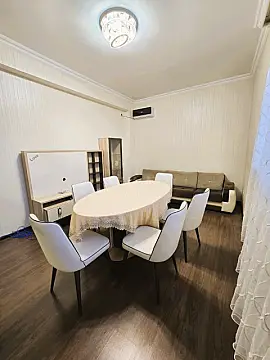 Kirayə verilir 2 otaqlı mənzil 65 m²