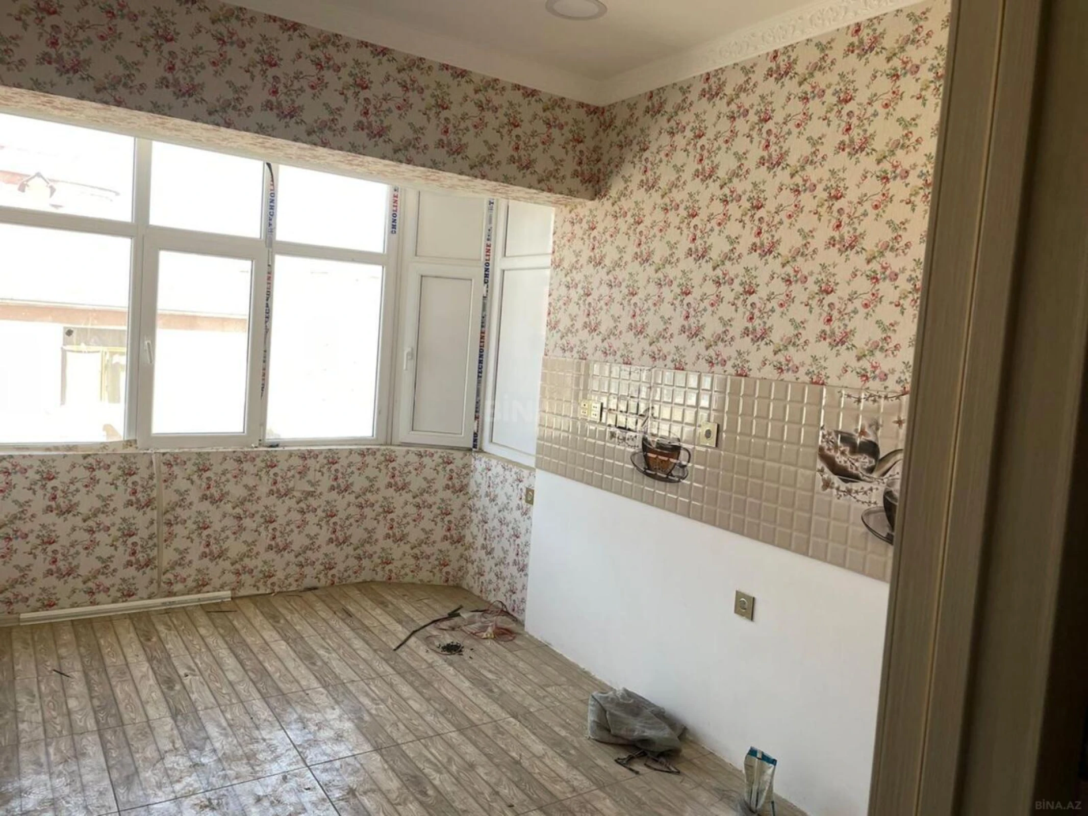 Satılır 3 otaqlı mənzil 103 m²