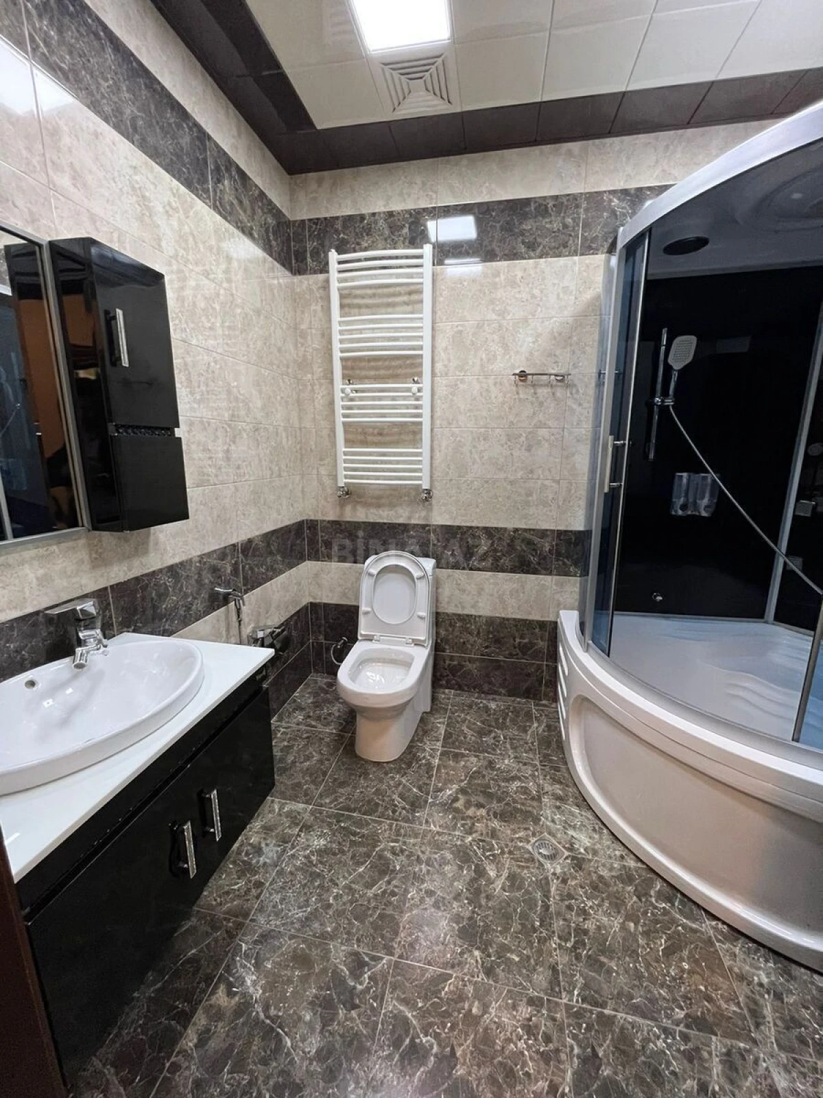 Kirayə verilir 3 otaqlı mənzil 100 m²