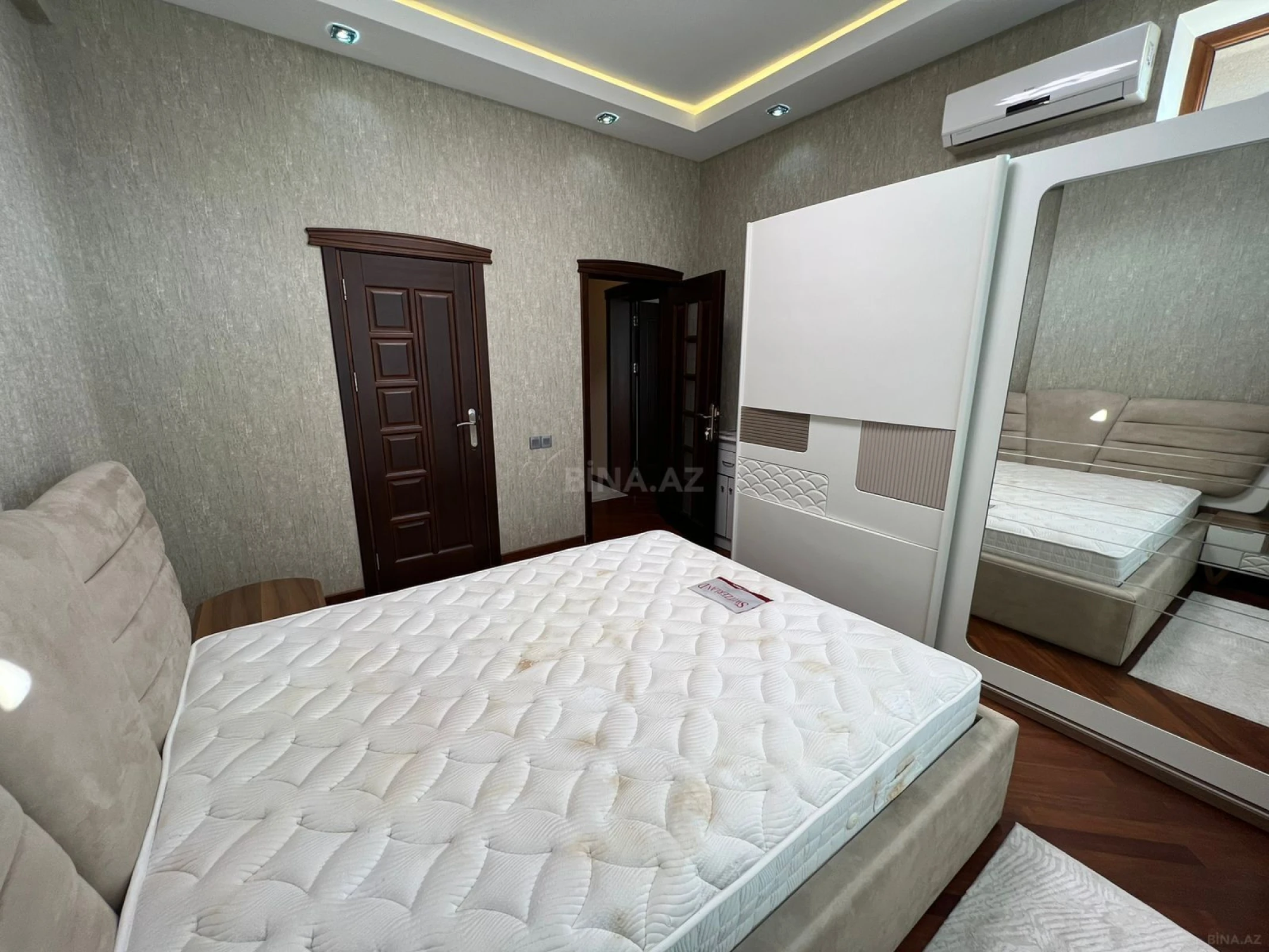 Kirayə verilir 3 otaqlı mənzil 100 m²