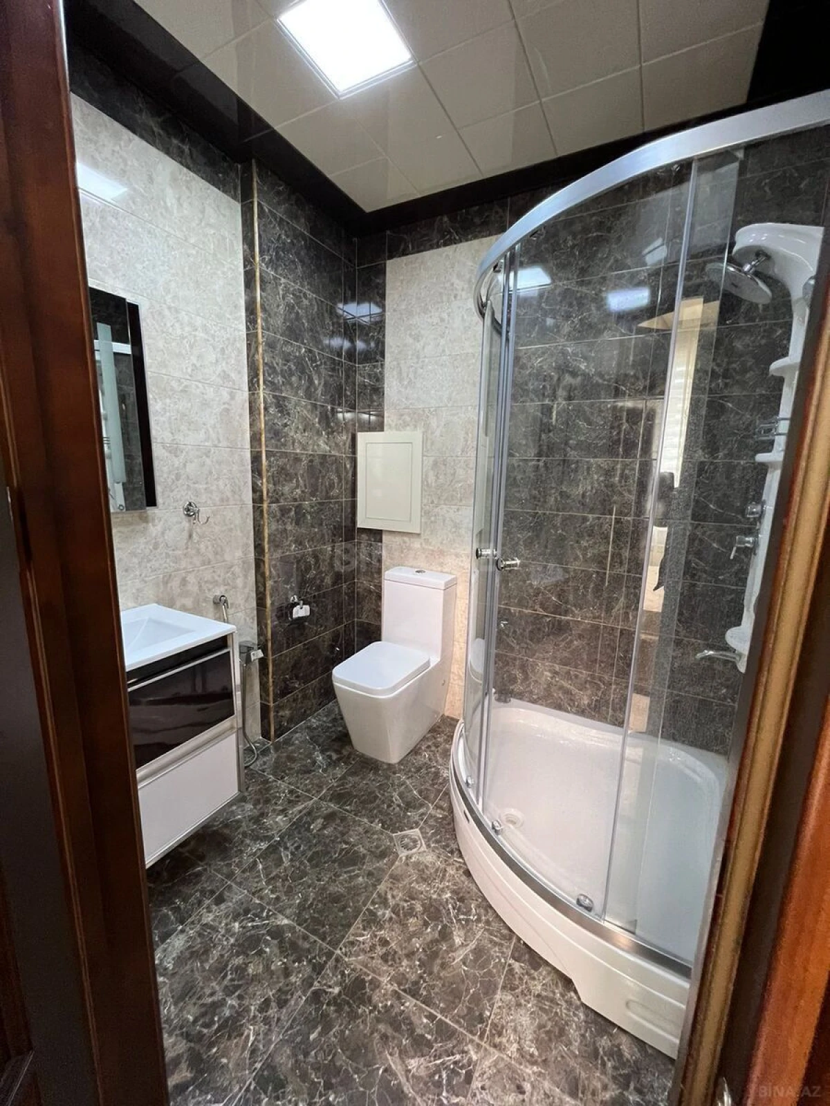 Kirayə verilir 3 otaqlı mənzil 100 m²