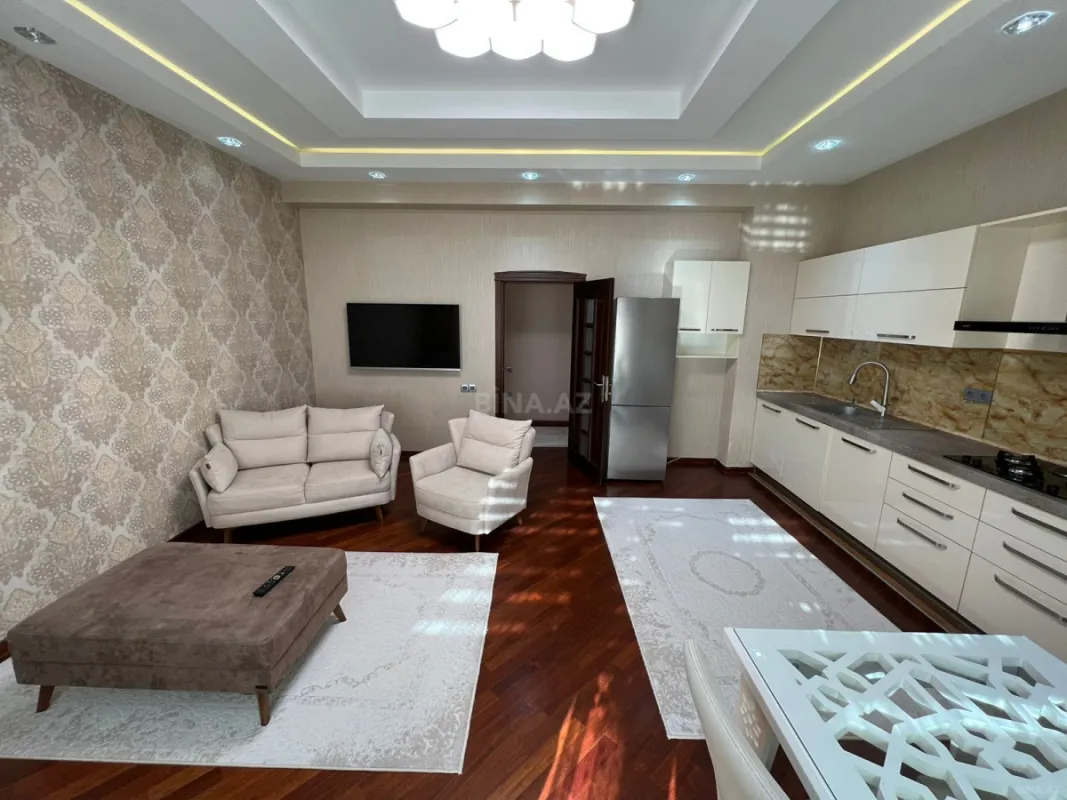 Kirayə verilir 3 otaqlı mənzil 100 m²