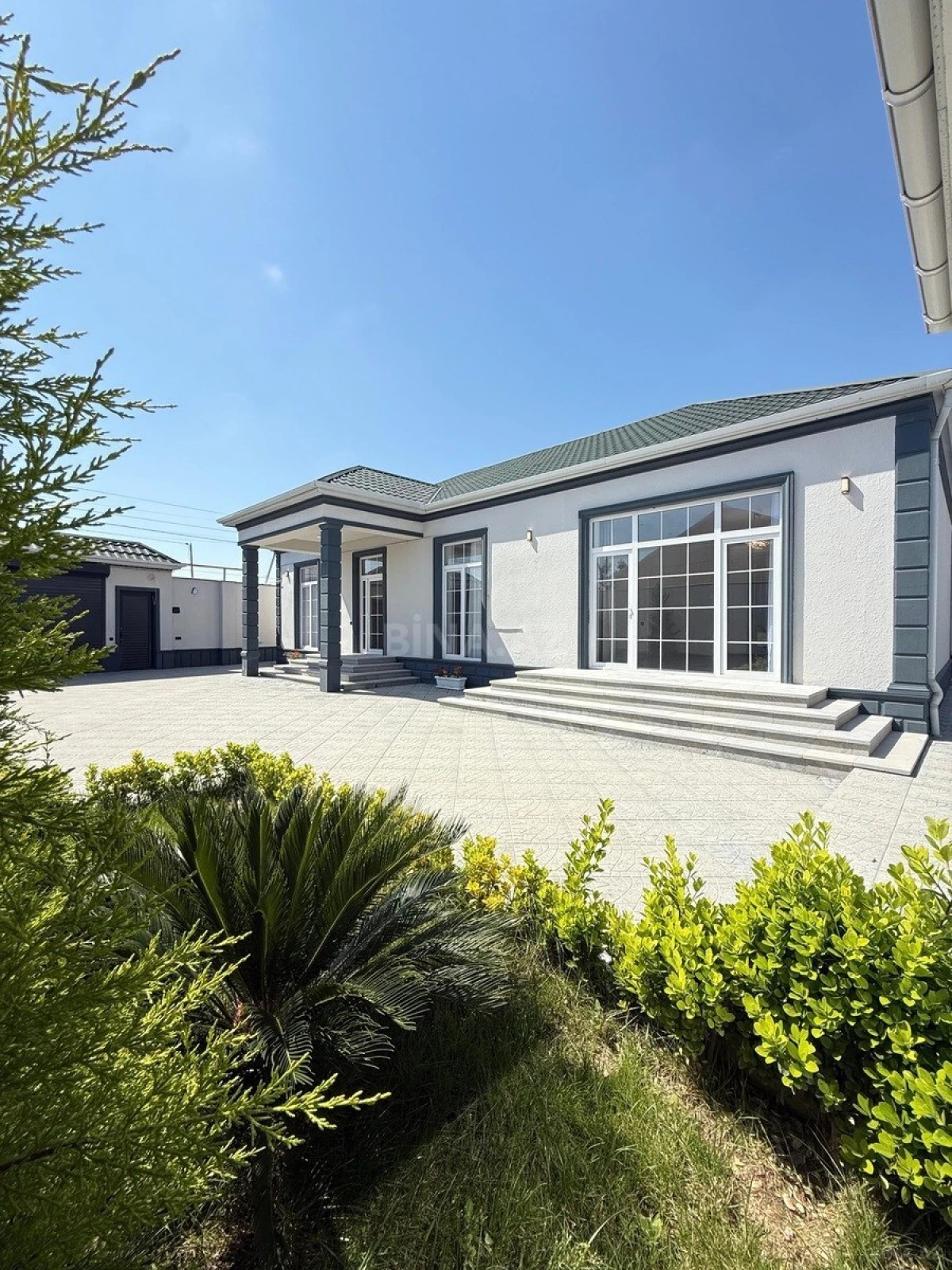 Satılır 4 otaqlı həyət evi 160 m²