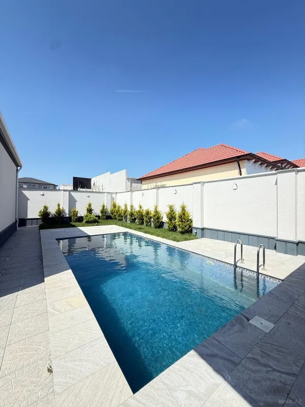 Satılır 4 otaqlı həyət evi 160 m²