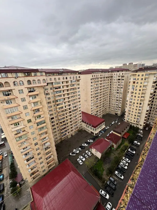 Satılır 2 otaqlı mənzil 70 m²