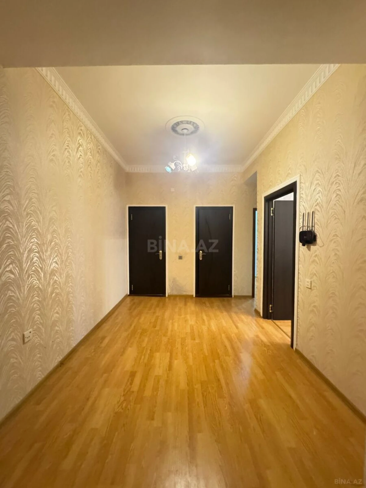 Satılır 2 otaqlı mənzil 70 m²