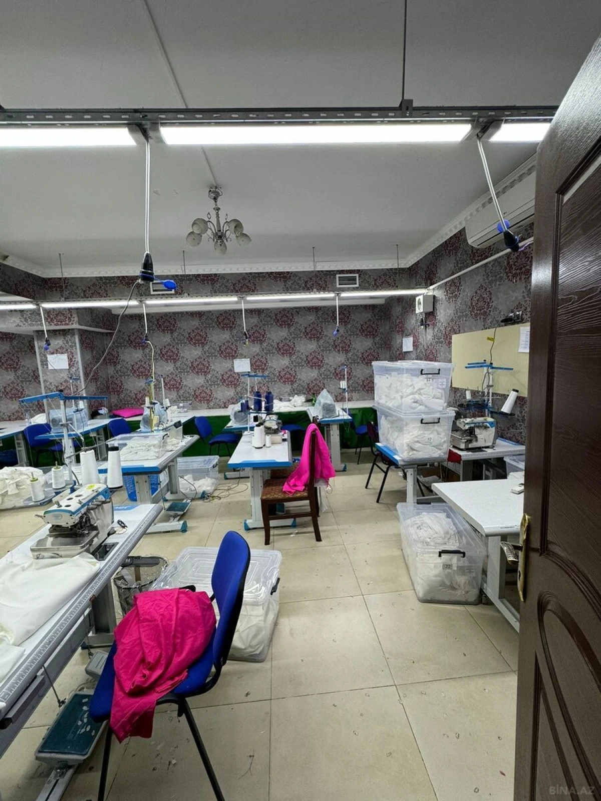 Satılır obyekt 820 m²