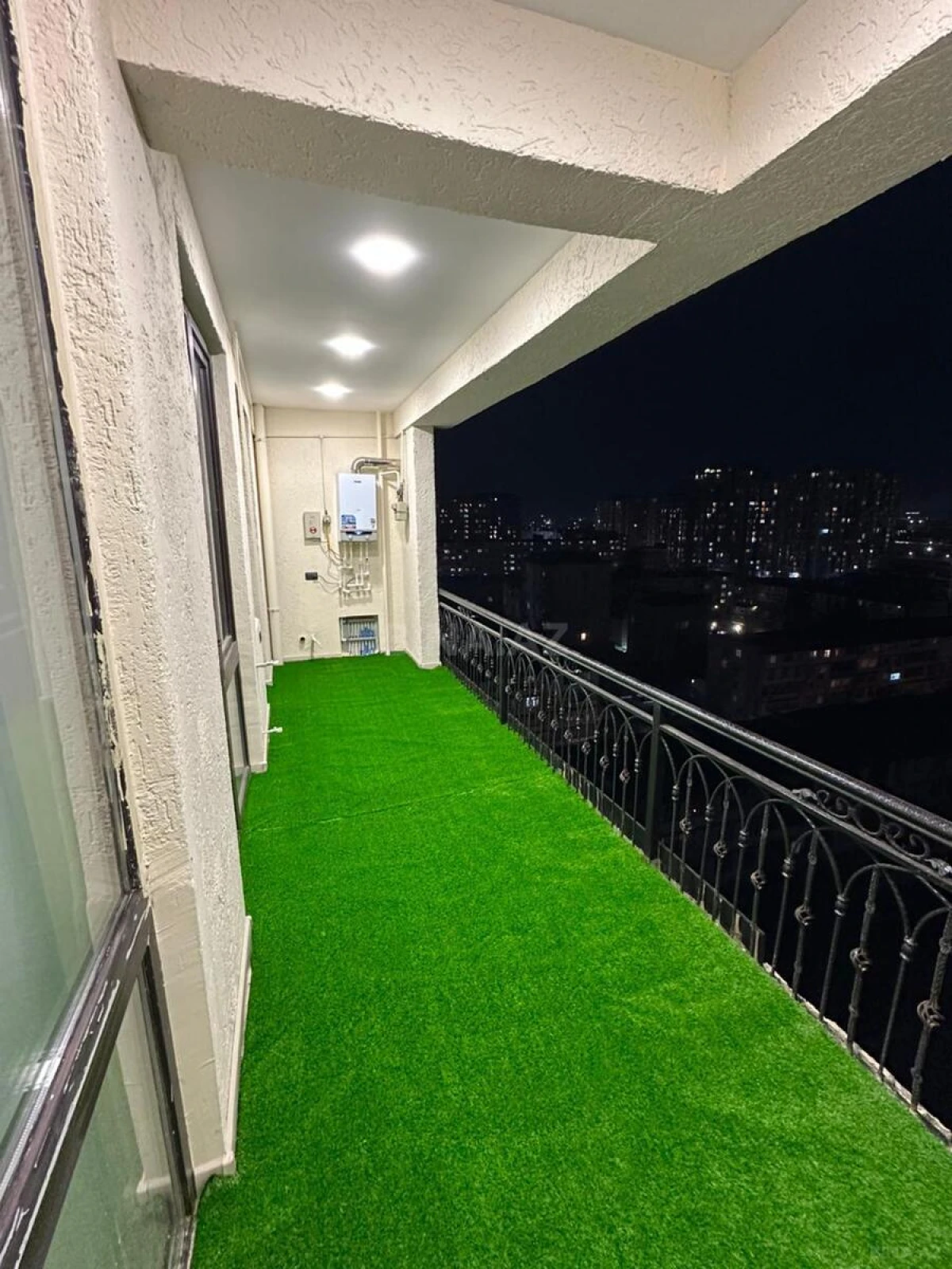 Satılır 3 otaqlı mənzil 103.5 m²