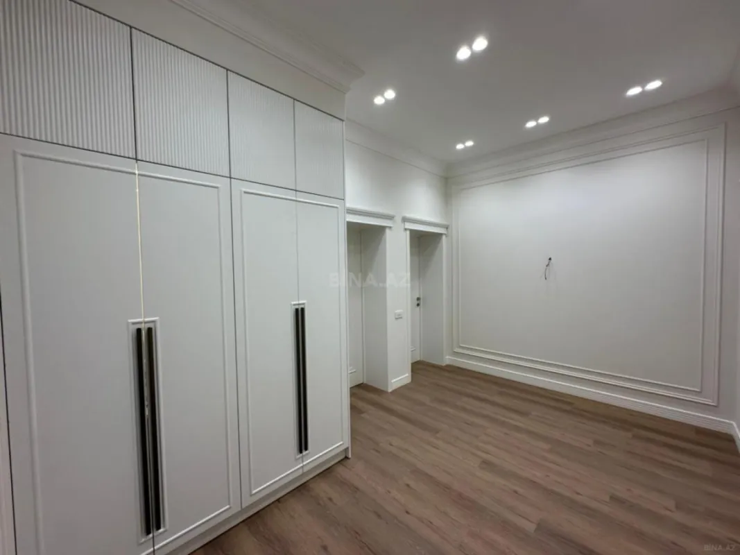 Satılır 2 otaqlı mənzil 79.3 m²