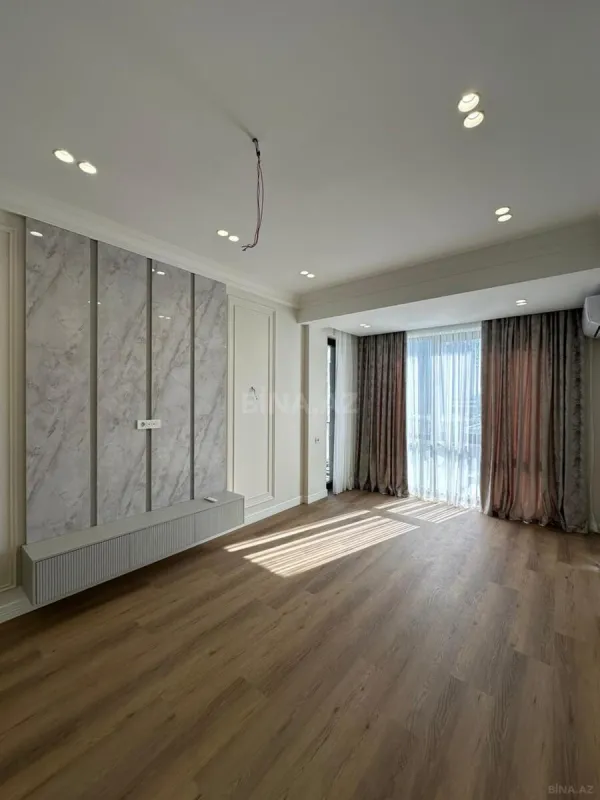 Satılır 2 otaqlı mənzil 79.3 m²