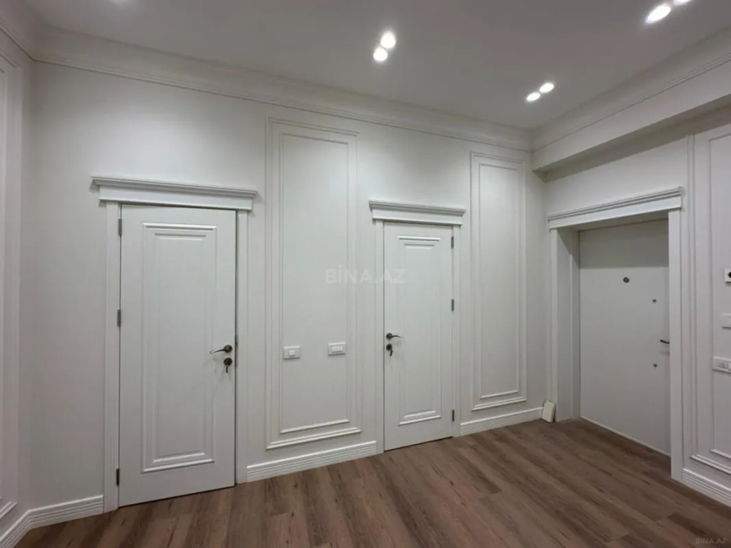 Satılır 2 otaqlı mənzil 79.3 m²