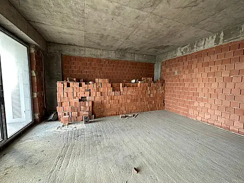 Satılır 2 otaqlı mənzil 108.2 m²