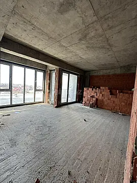 Satılır 2 otaqlı mənzil 108.2 m²