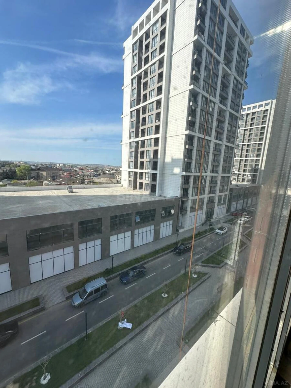 Satılır 2 otaqlı mənzil 108.2 m²