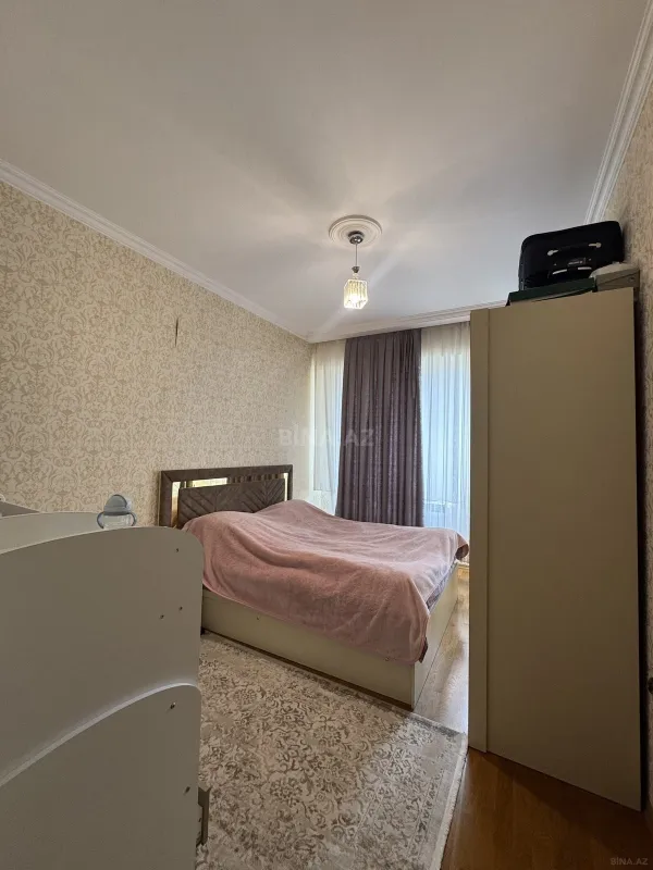 Satılır 2 otaqlı mənzil 80 m²
