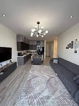 Satılır 6 otaqlı həyət evi 250 m²