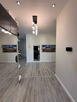 Satılır 6 otaqlı həyət evi 250 m²