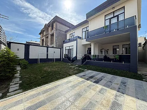Satılır 6 otaqlı həyət evi 250 m² — Bakı, Nəsimi 6 otaq 250.00 m²