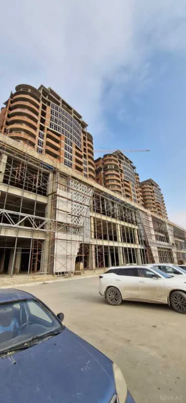 Satılır 2 otaqlı mənzil 83.5 m²