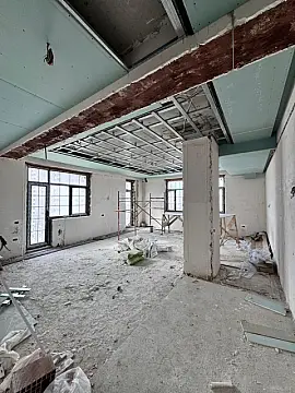 Satılır 4 otaqlı mənzil 250 m²