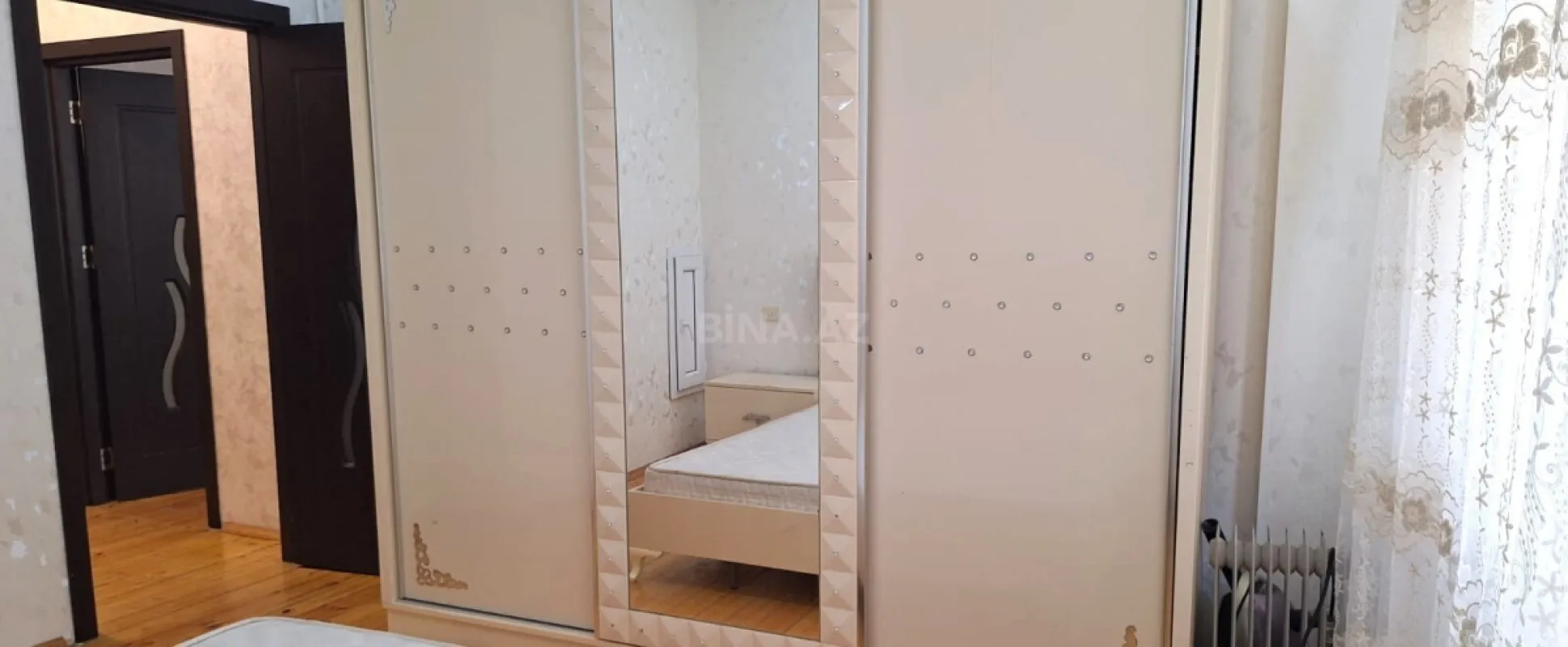 Kirayə verilir 2 otaqlı mənzil 63 m²