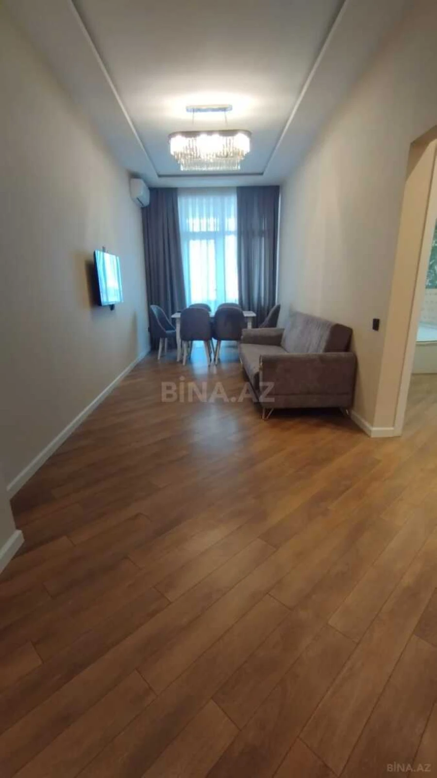 Satılır 2 otaqlı mənzil 74 m²