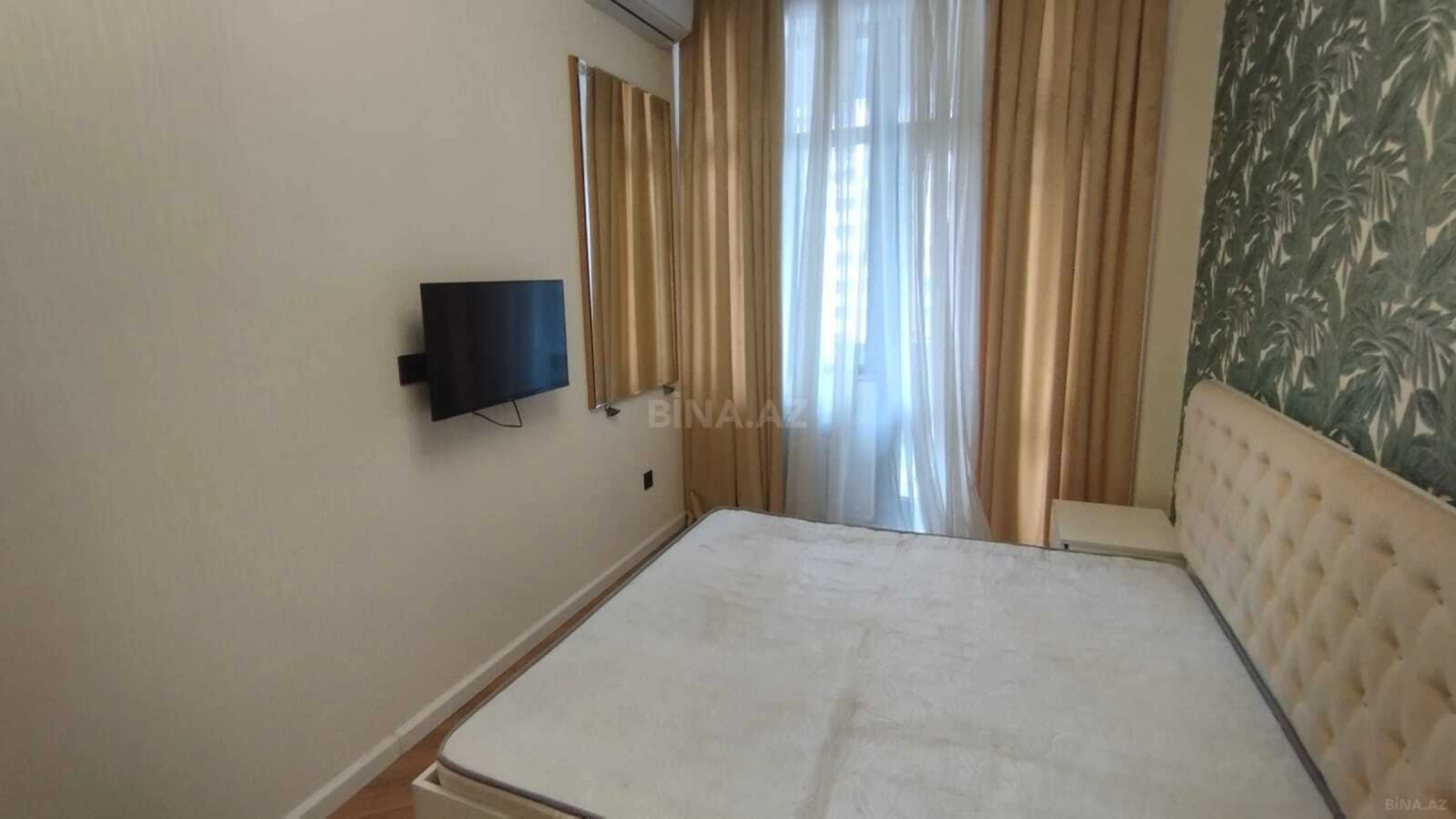 Satılır 2 otaqlı mənzil 74 m²