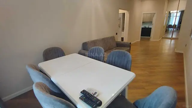 Satılır 2 otaqlı mənzil 74 m²