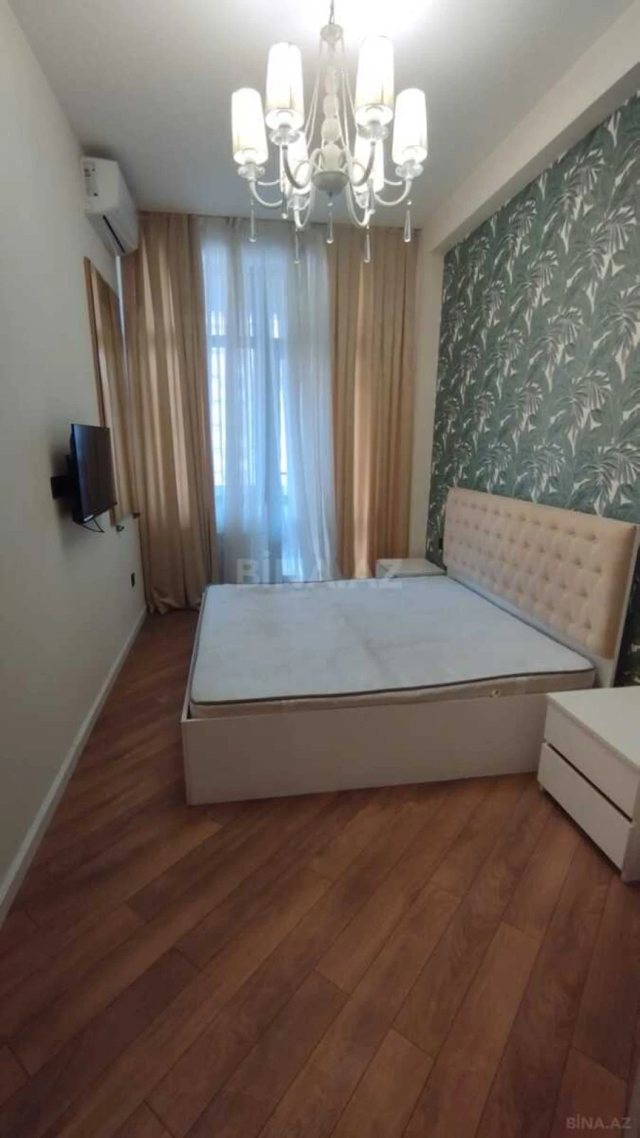 Satılır 2 otaqlı mənzil 74 m²