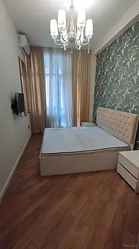 Satılır 2 otaqlı mənzil 74 m²