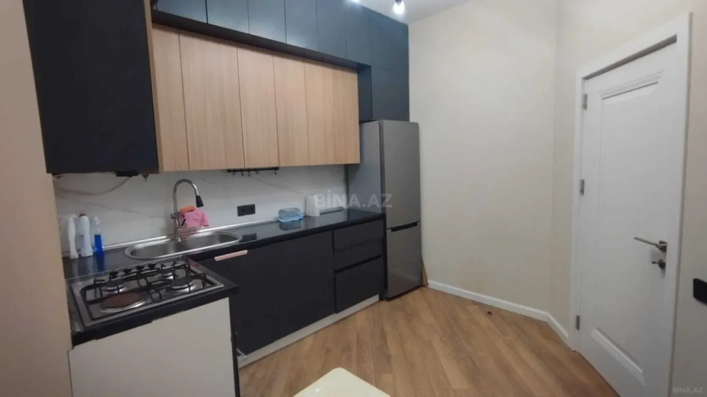 Satılır 2 otaqlı mənzil 74 m²