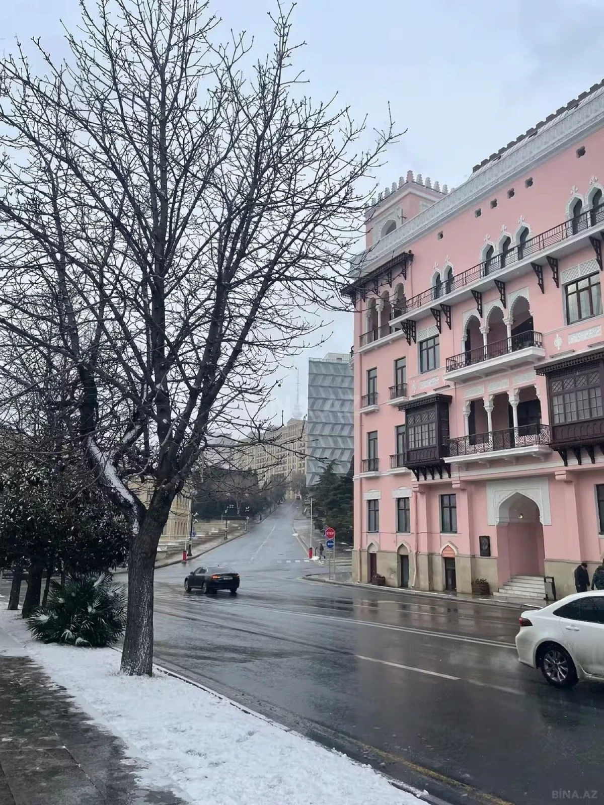 Kirayə verilir 1 otaqlı ofis 40 m²