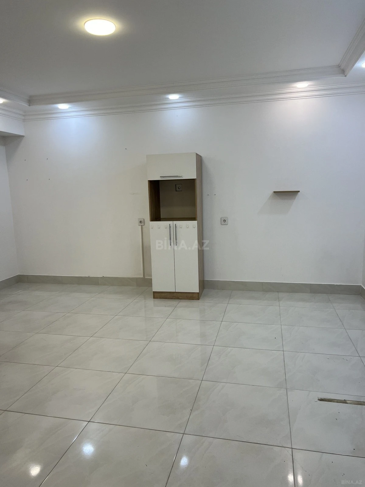 Kirayə verilir 1 otaqlı ofis 40 m²