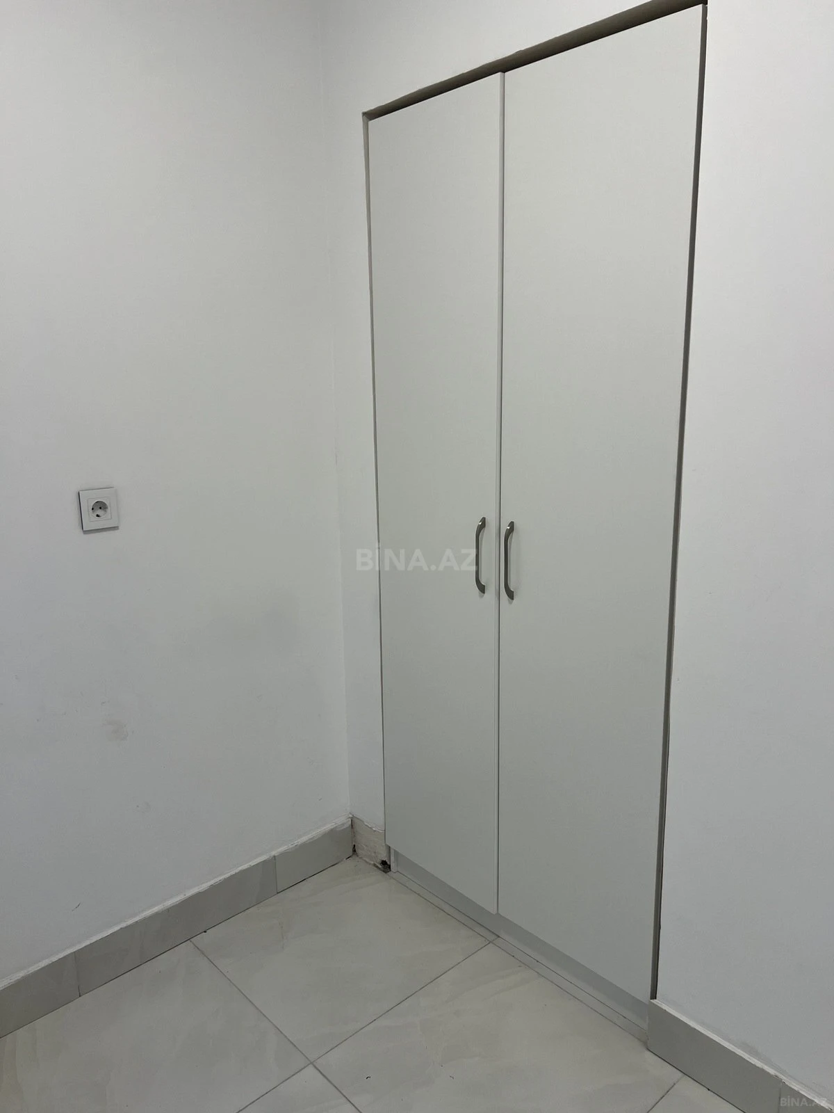 Kirayə verilir 1 otaqlı ofis 40 m²