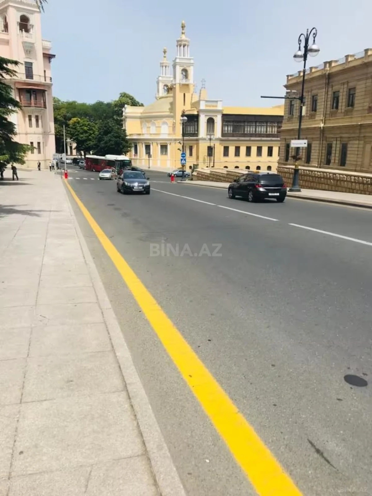 Kirayə verilir 1 otaqlı ofis 40 m²